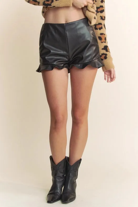 Pu Ruffle Hem Shorts BLACK