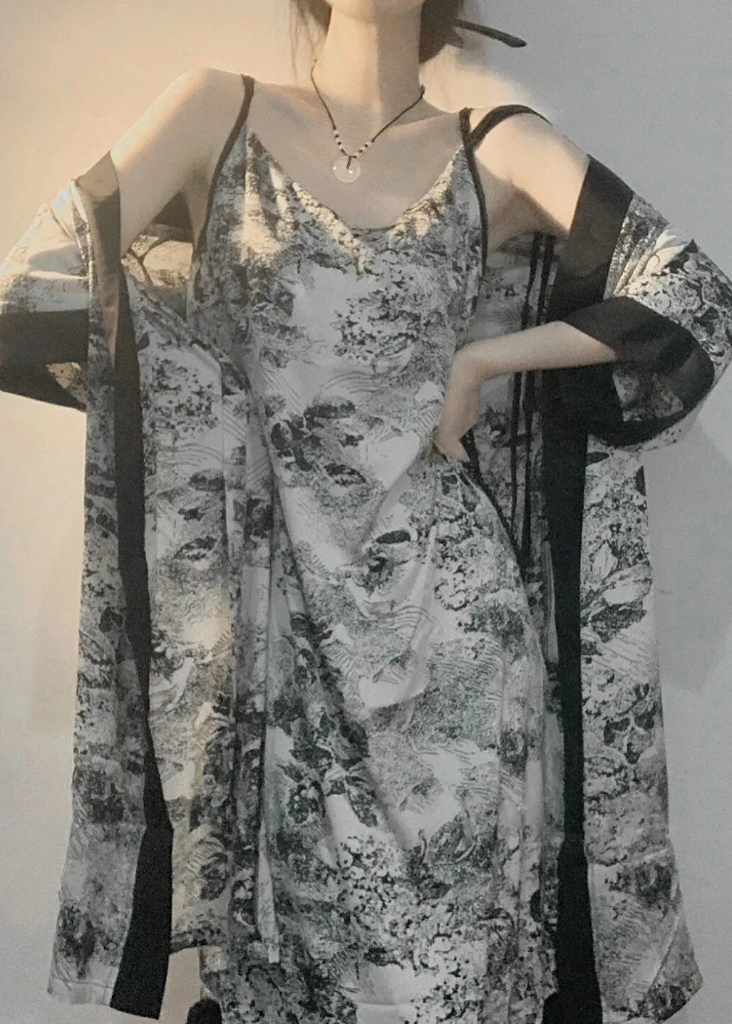 Vintage V Neck Print Ice Silk Pajamas Robe And Slip Dress Two Piece Set Summer LY1912