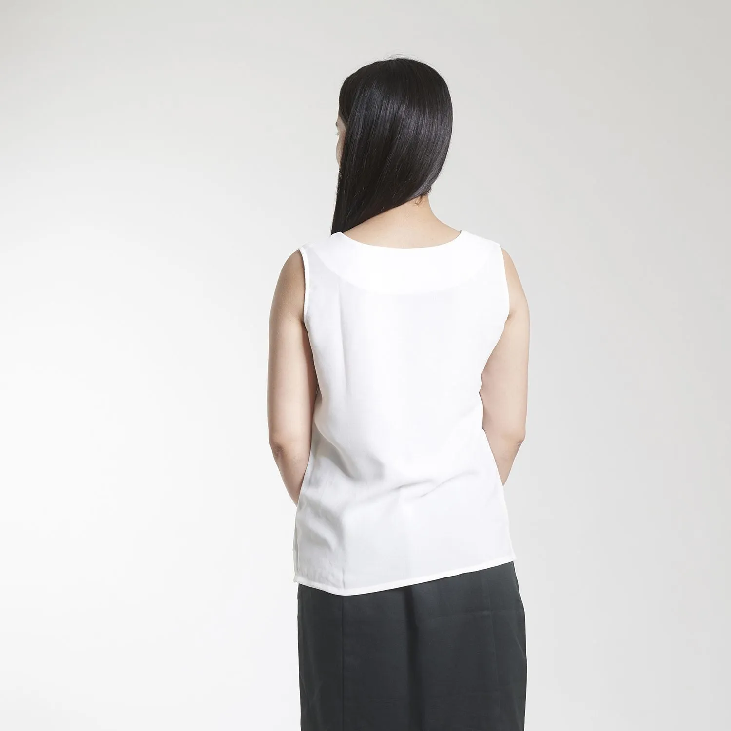 White Square Neck Poly Moss sleeveless Camisole